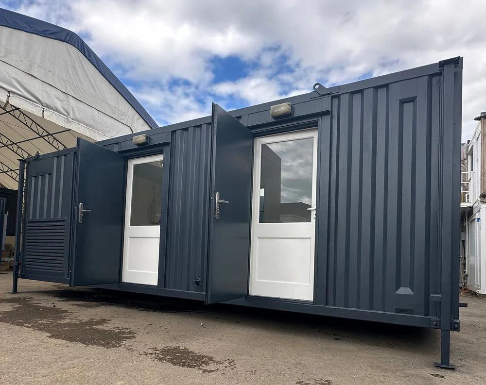 Antivandalisme Welzijnsunit 24×9 ft – Volledig Autonoom met Generator