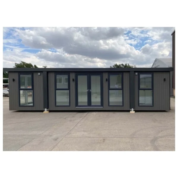 30ft Kantoorcontainer met Complete Badkamer, Keuken en Houten Afwerking