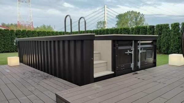 Containerzwembad 20 ft – Compact Multiniveau Model (Volledig Uitgerust)
