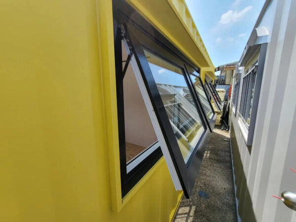 20ft Kantoorcontainer – Functionele, Direct Instapklare Mobiele Werkruimte