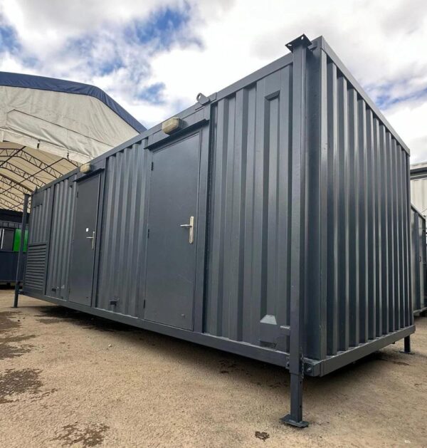 Antivandalisme Welzijnsunit 24×9 ft – Volledig Autonoom met Generator