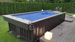Containerzwembad 20 ft – Compact Multiniveau Model (Volledig Uitgerust)