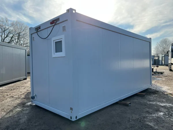 Sanitaire Container 6 × 2,44 m met 5 Toiletcabines | Volledig Geïsoleerd