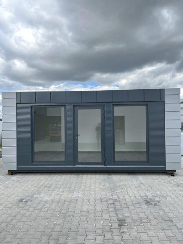 Modulaire Container 800×300 cm – Geïsoleerd met 100 mm Polystyreen Panelen