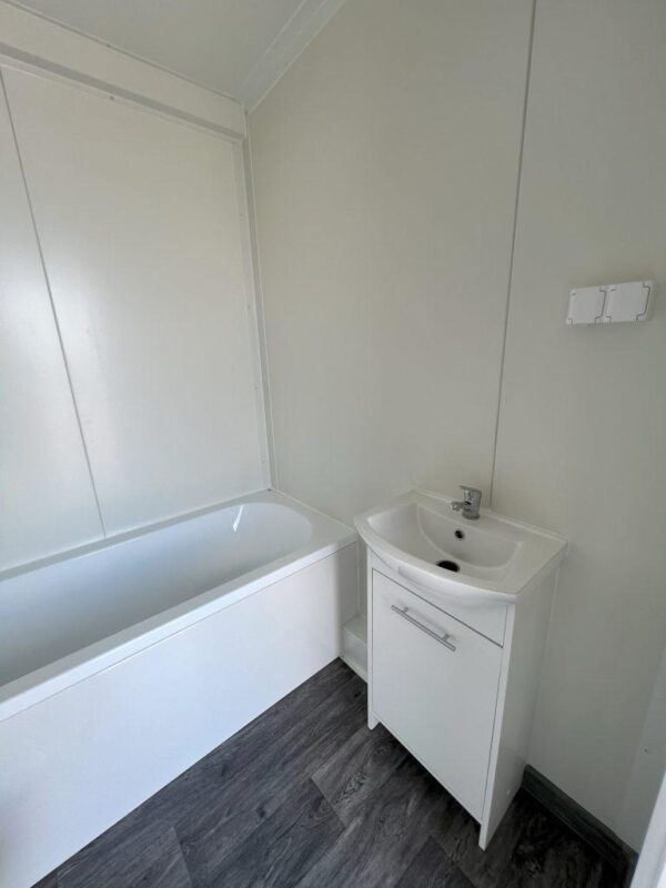 Leefcontainer 700×300 cm met Volledige Badkamer