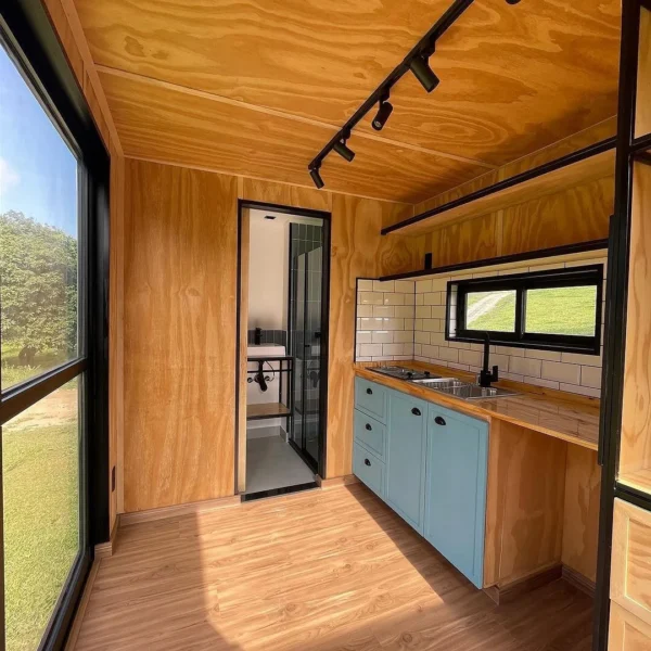 Prefab Containerwoning van Hoge Weerstand – Brandveilig, Snel te Monteren en Aanpasbaar