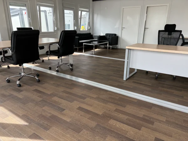 Modulaire Kantoorunit – 4 Modules (6,00 × 9,72 m) met Kantine en Sanitair