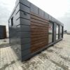 800×300 cm Kantoorcontainer met Badkamer en Airconditioning – Moderne en Direct Instapklare Werkruimte