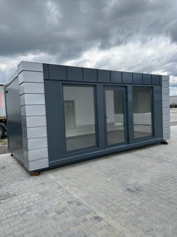 Modulaire Container 800×300 cm – Geïsoleerd met 100 mm Polystyreen Panelen