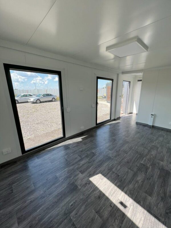 Leefcontainer 700×300 cm met Volledige Badkamer