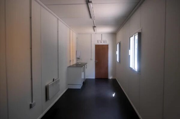 Kantoorcontainer 40 Voet High Cube – Ruim, Geïsoleerd en Direct Gebruiksklaar