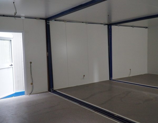 Samenstelling van 3 Geïsoleerde Prefabmodules – 54 m² Modulaire Werkruimte