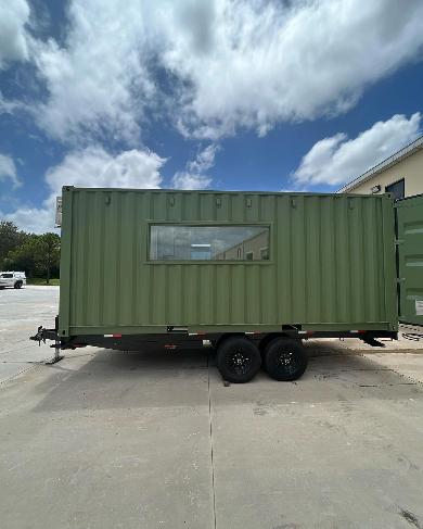 Draagbare Woning 20×8 ft (6 × 2,4 m) – Compact, mobiel en volledig uitgerust