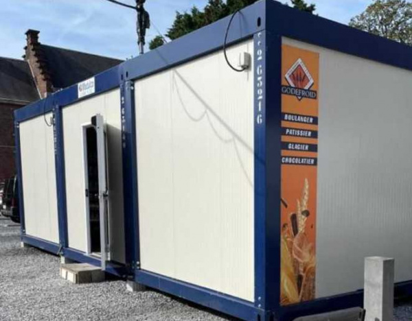 Samenstelling van 3 Geïsoleerde Prefabmodules – 54 m² Modulaire Werkruimte