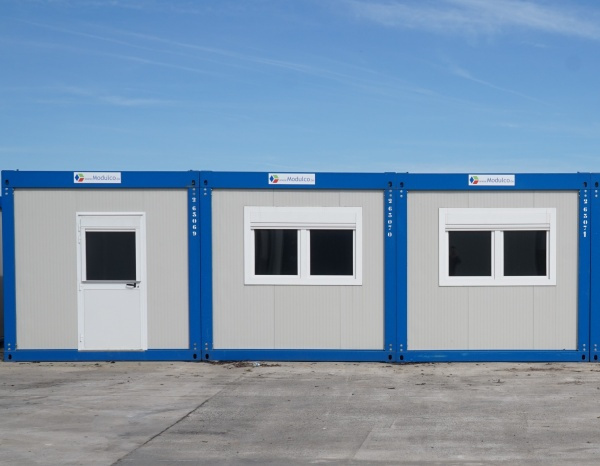 Samenstelling van 3 Geïsoleerde Prefabmodules – 54 m² Modulaire Werkruimte