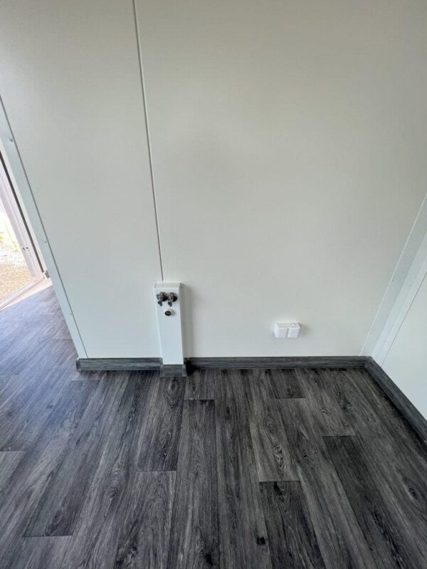 Leefcontainer 700×300 cm met Volledige Badkamer