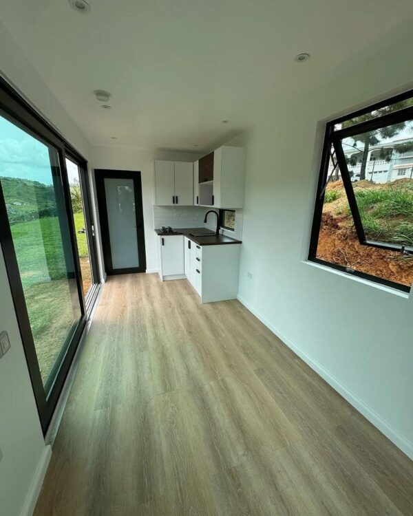 Modelwoning PLAYERO 40 ft – Comfort en Panoramisch Design