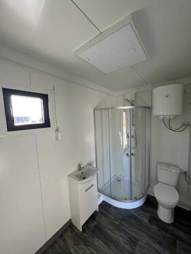 Modulaire Kantoorunit 800 × 300 cm met Douche – Volledig Uitgerust