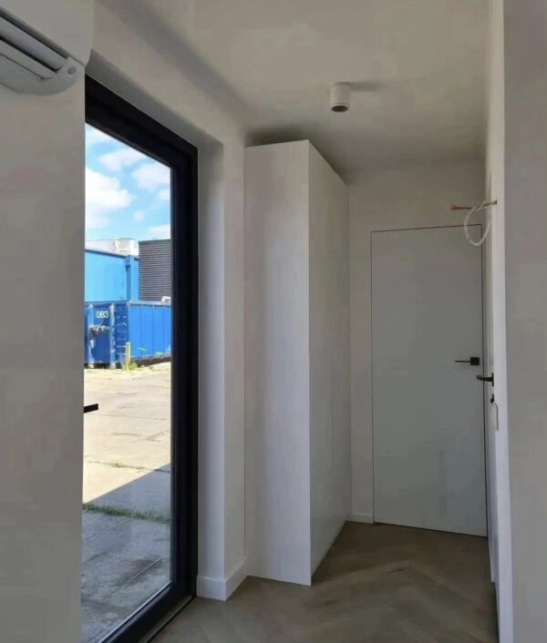 40ft Containerwoning Volledig Uitrust — Modern, Functioneel en Klaar voor Gebruikt