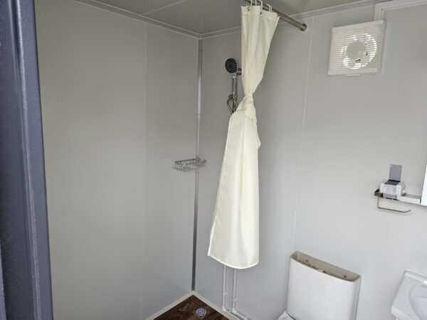 Mobiel Sanitair met Douche en Gordijn – Compacte Alles-in-één Sanitaire Unit