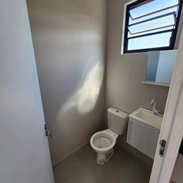 Modulaire Kantoorunit van 18 m² met Sanitair en Pantry – Volledig Uitgerust